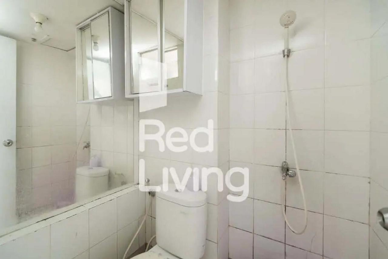 Redliving Apartemen Bassura City - Vina Tan Tower Flamboyan ジャカルタ エクステリア 写真